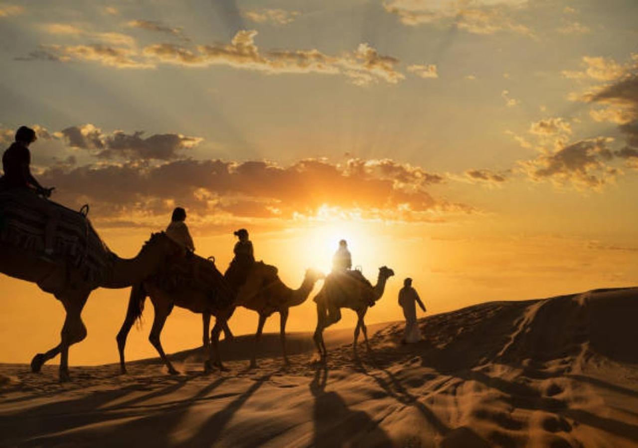 Desert Glamping Experience Merzouga Buitenkant foto